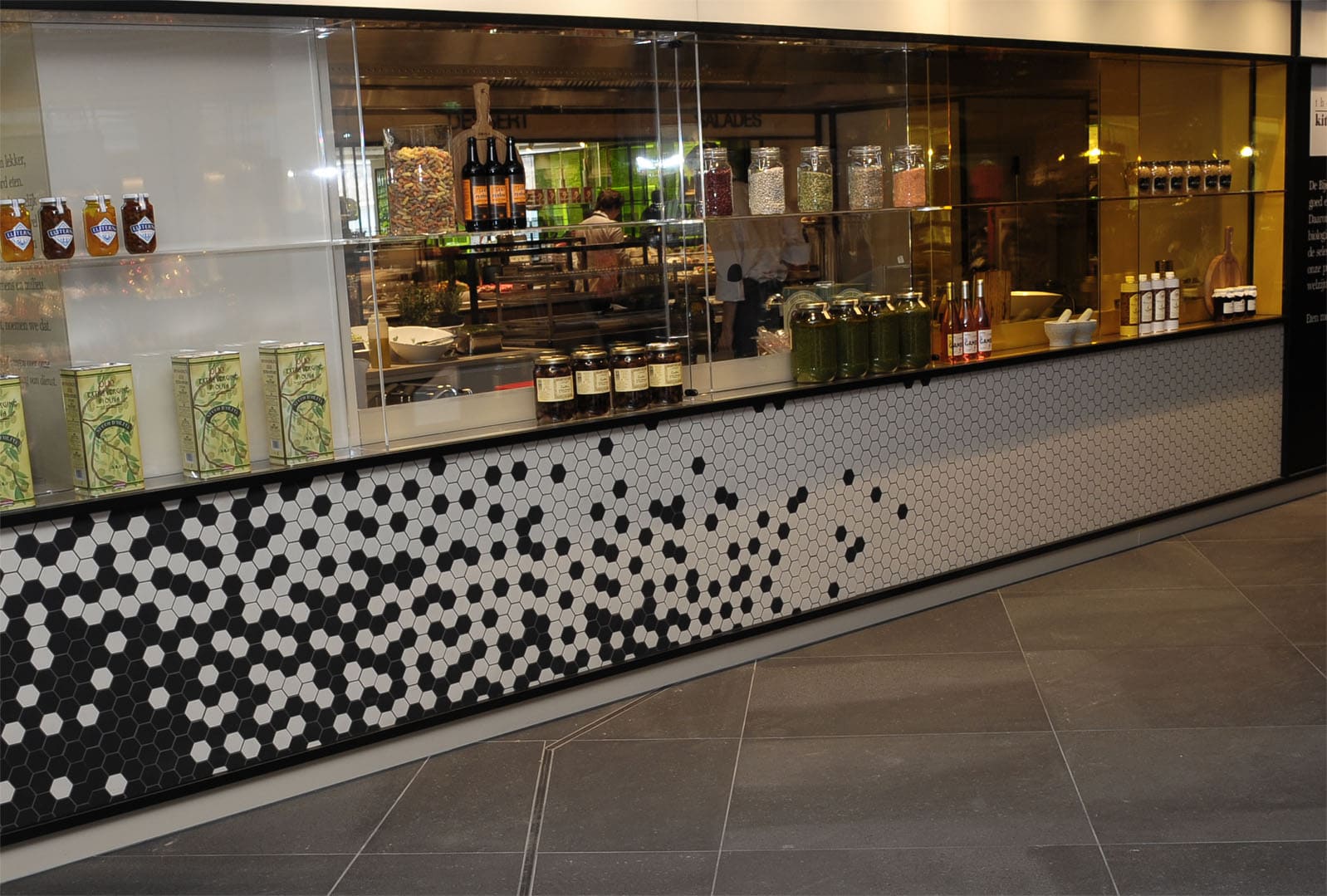 Bijenkorf PROJECT foto 2 FULL