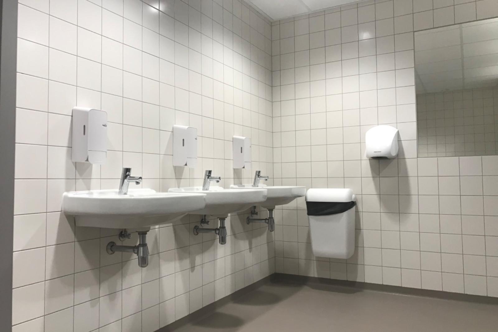 Spinoza Amsterdam 4