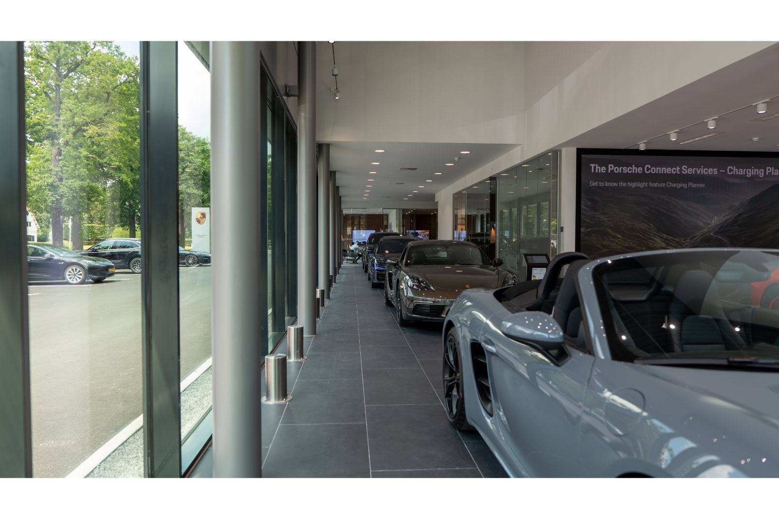 TGLS – Porsche centrum brabant-01-47